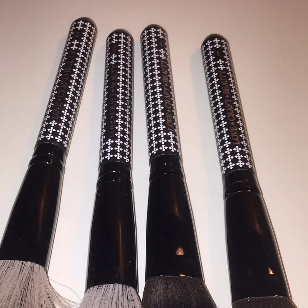 Love craft beauty brushes set of 4 NEW